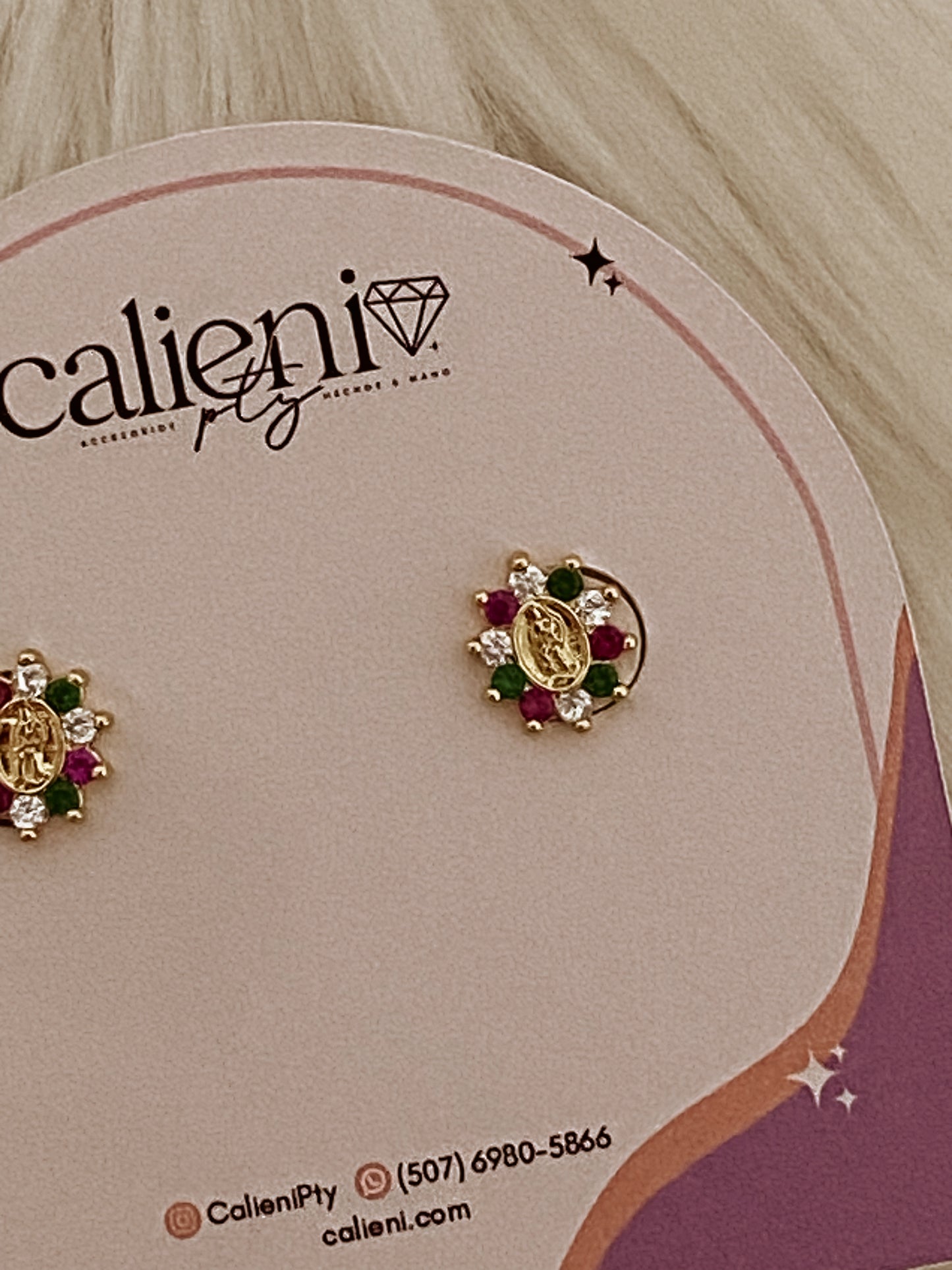 Virgensita Studs