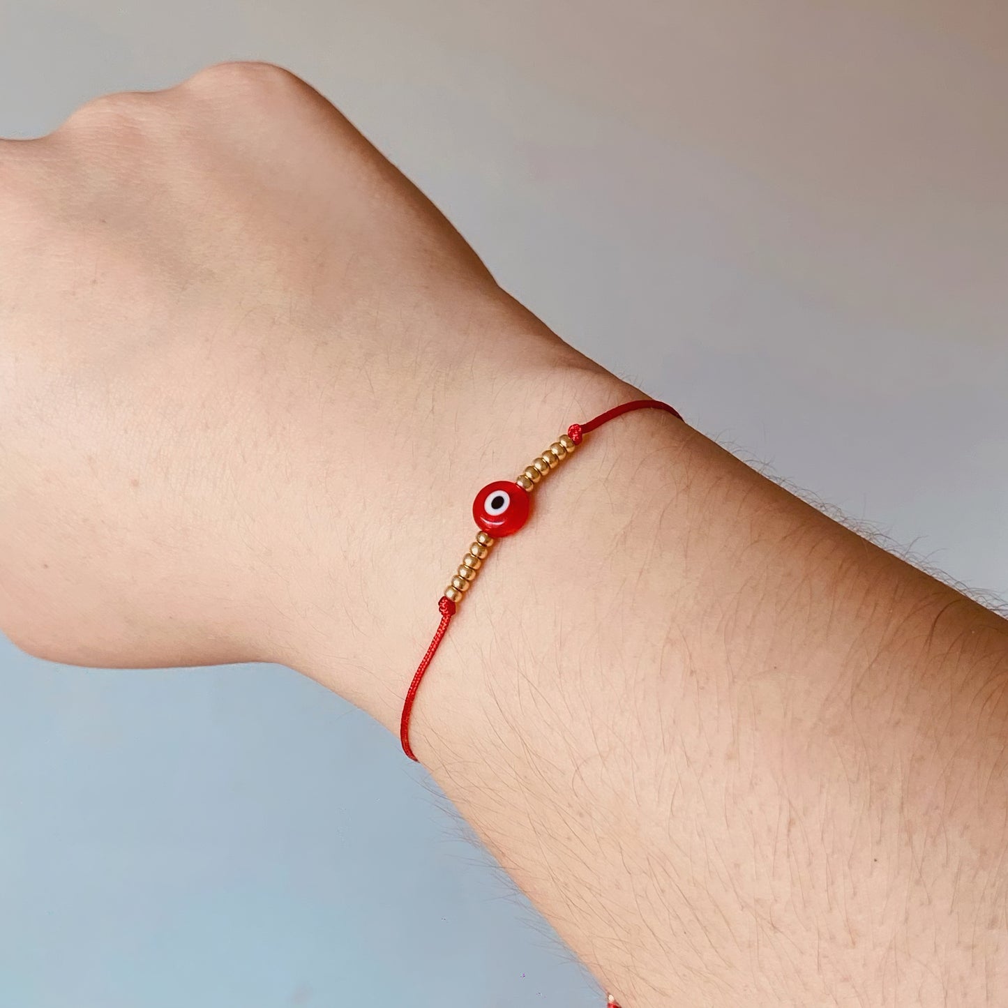 Hilo rojo de protección