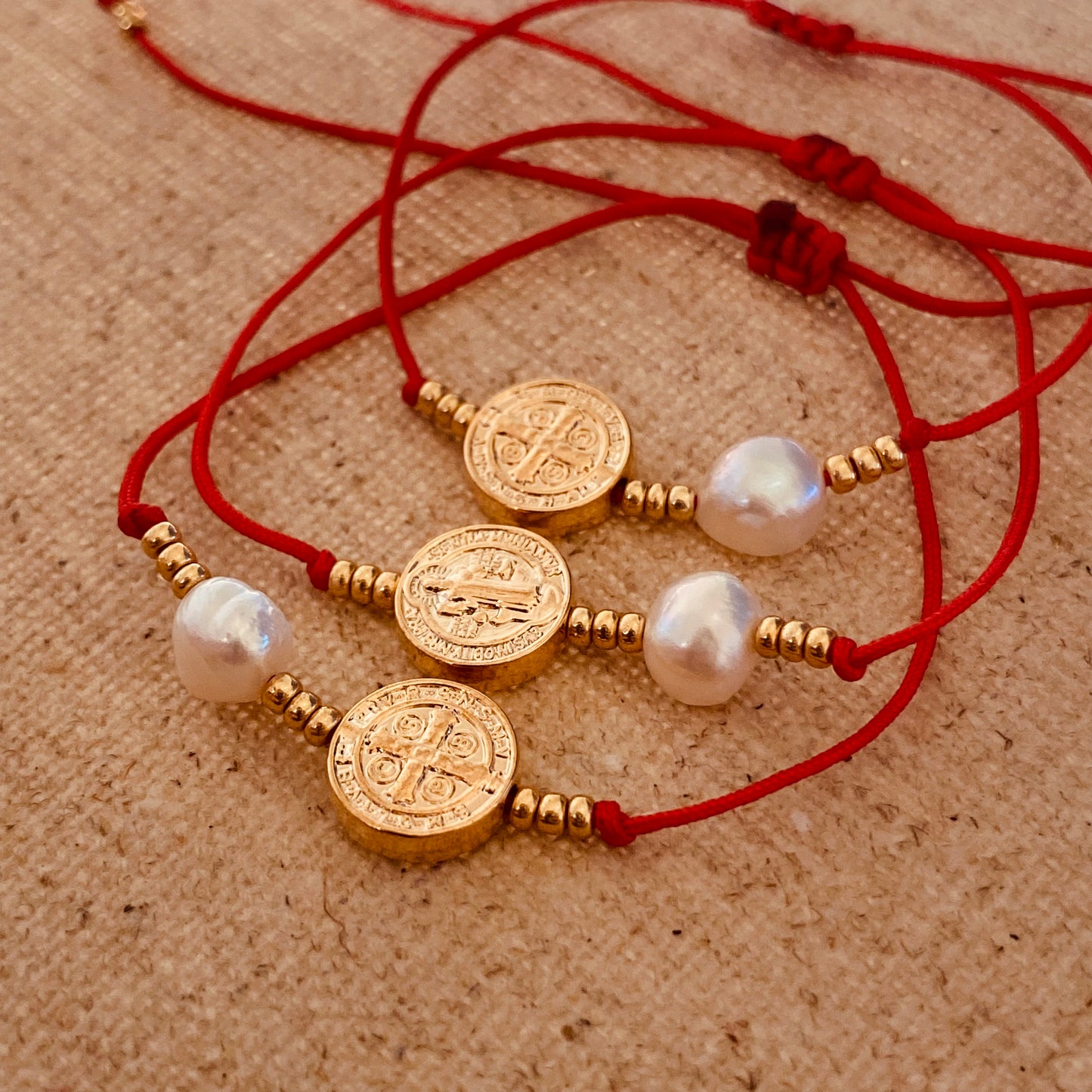 Hilo rojo de San Benito