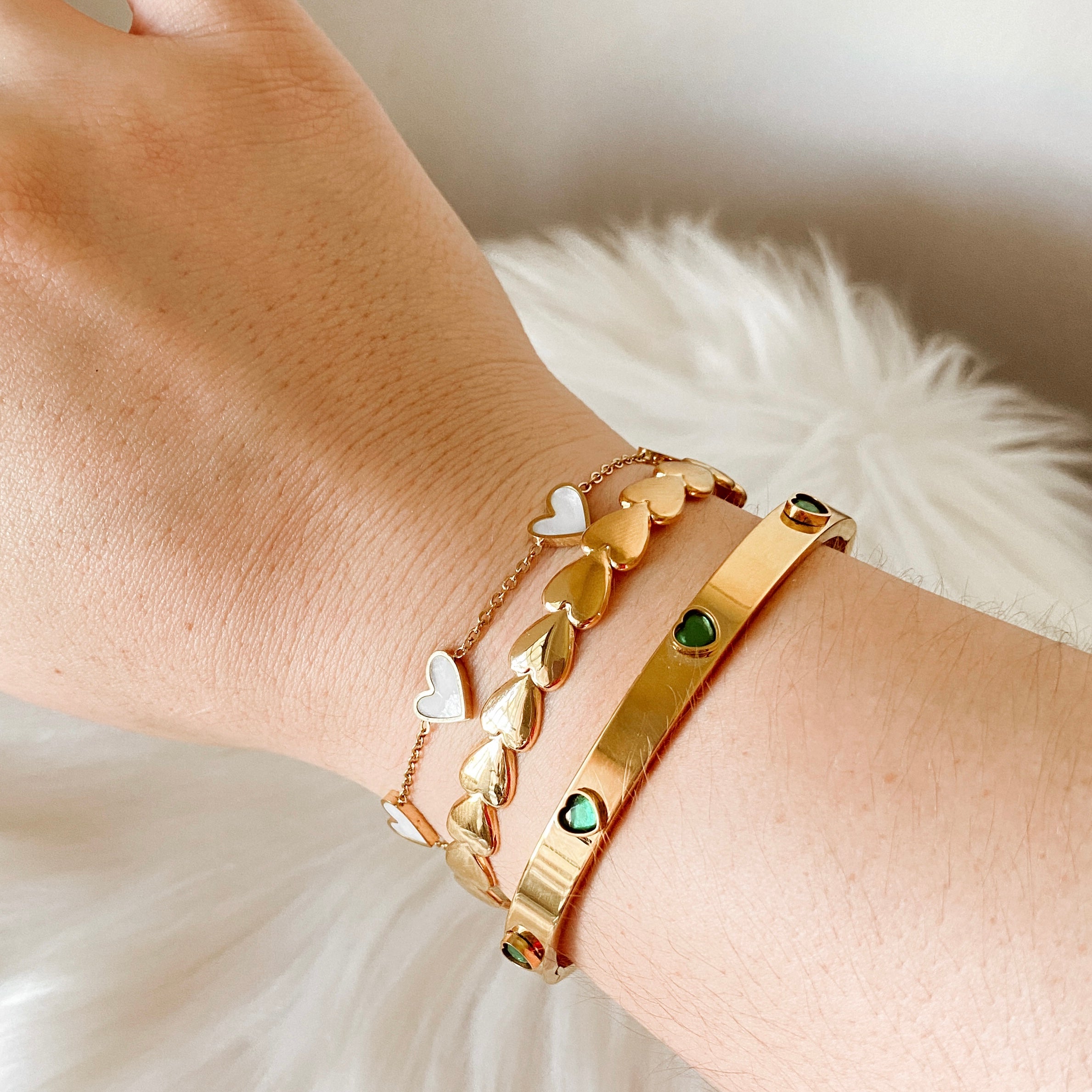 Esmeralda Hearts Bangle