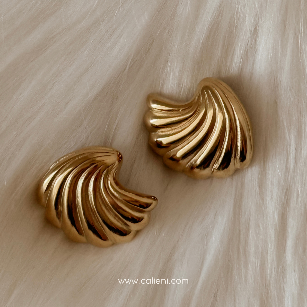 Seashell studs