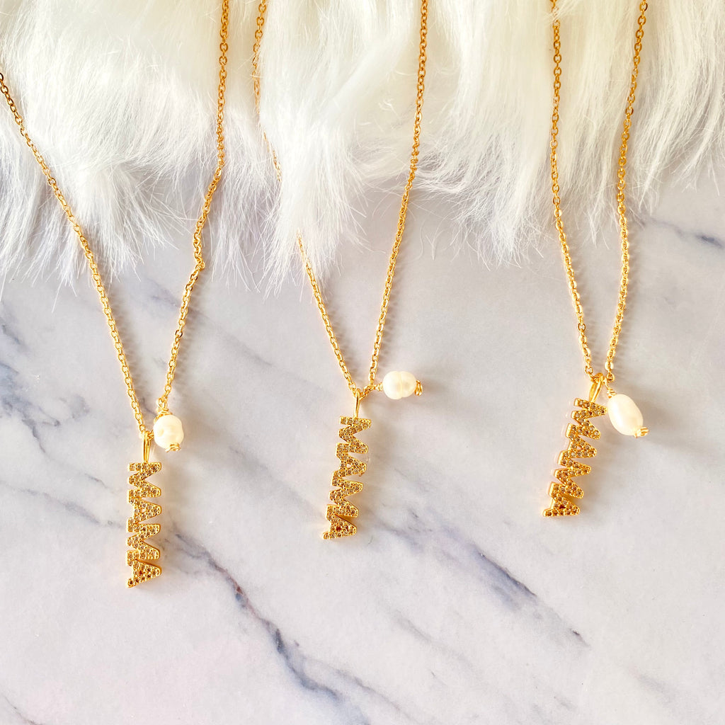 MAMA Pearl necklace