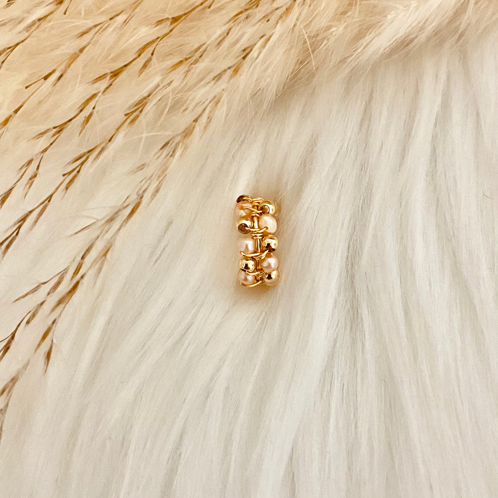 ROSÉ earcuffs